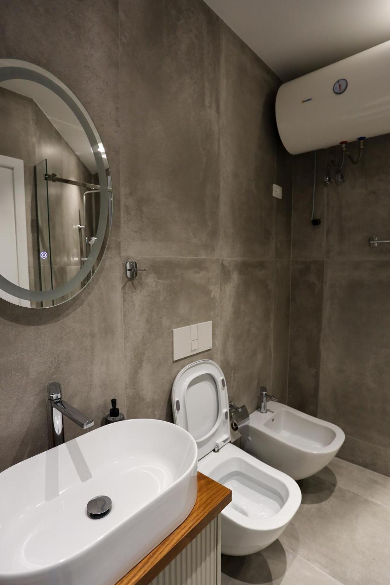 Apartament Doraci *